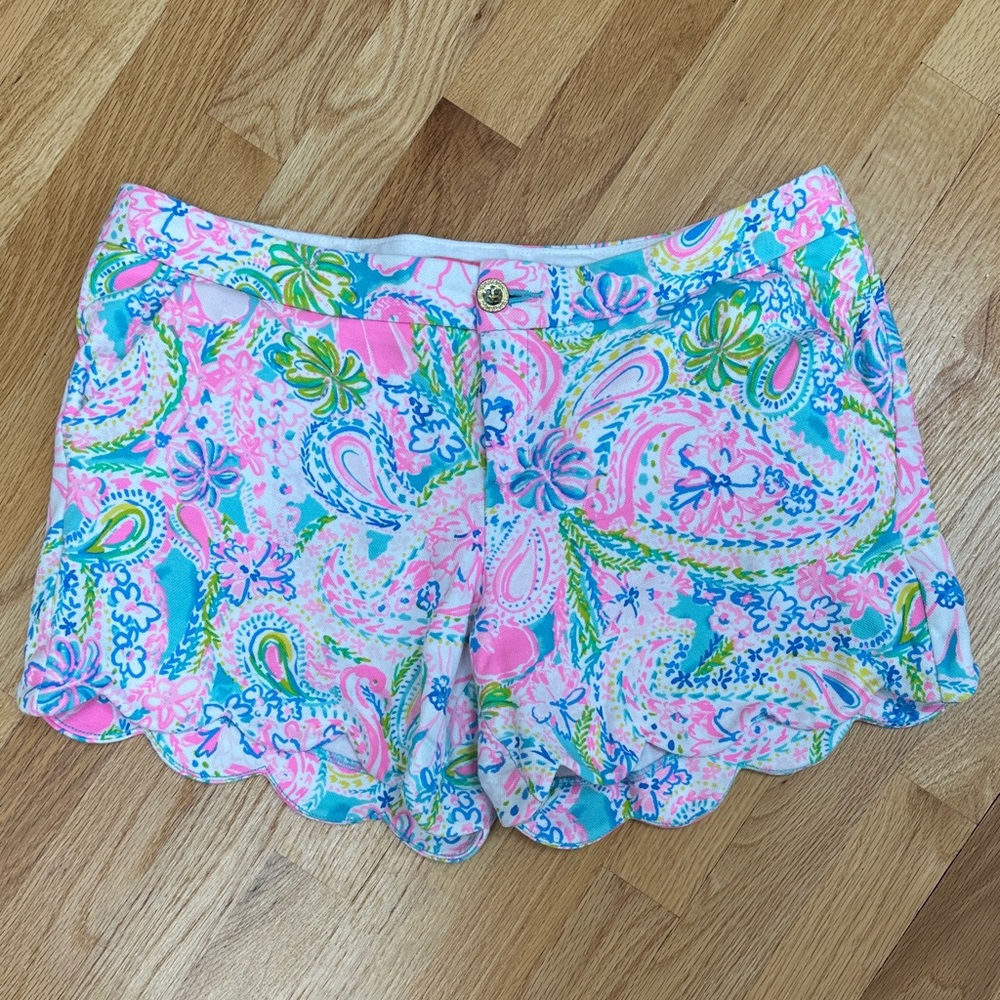Lilly Pulitzer Pink and Blue Paisley stretch knit buttercup shorts size 12